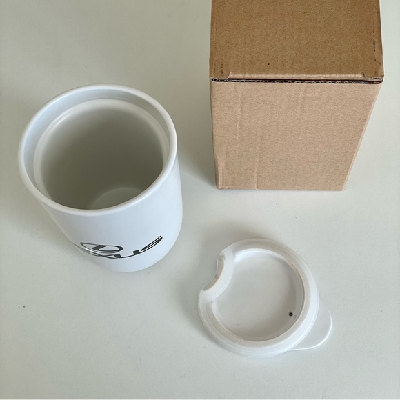 NWT Lexus Hot & Cold Coffee Mug with Lid - Picture 6 of 9